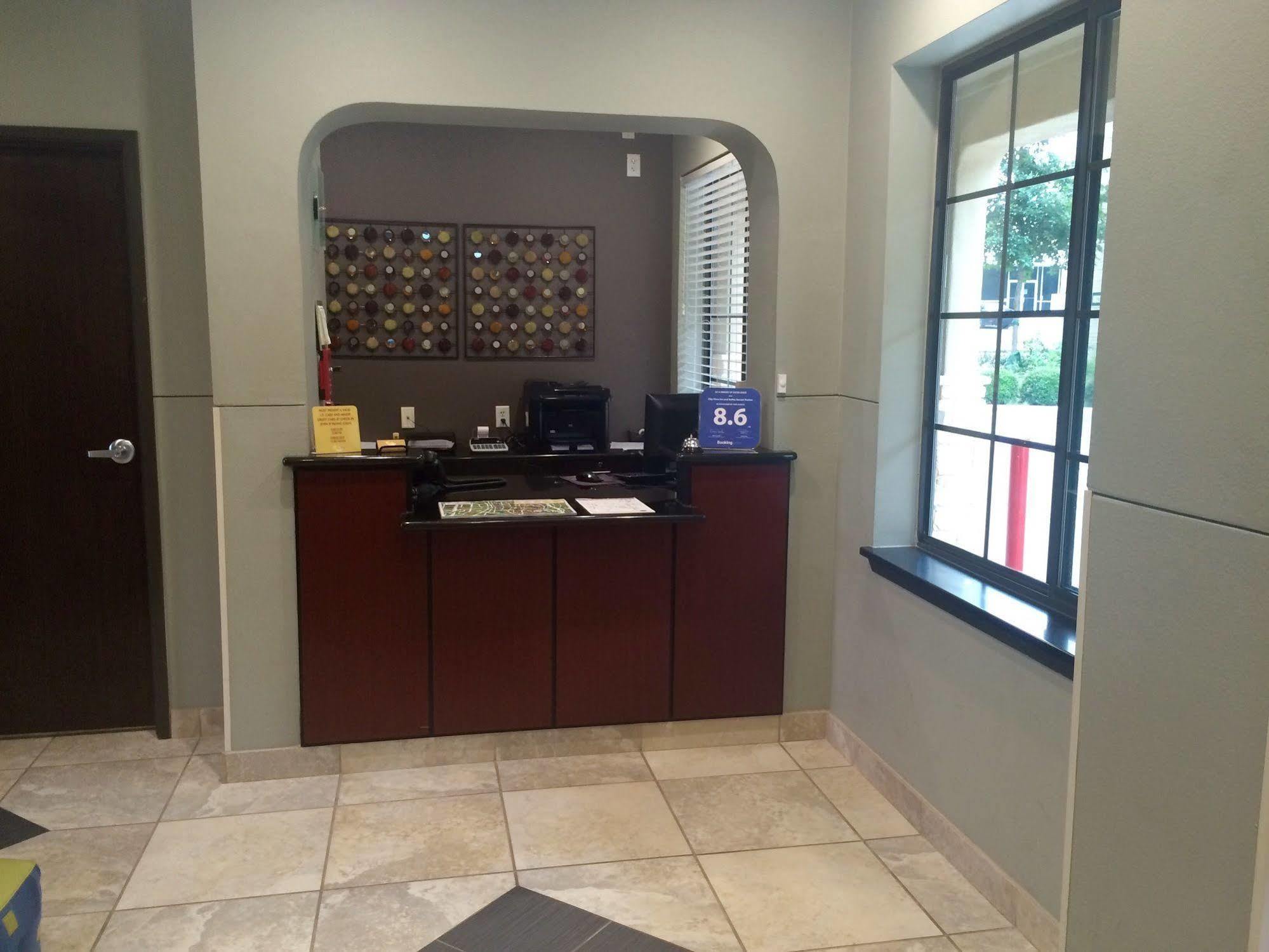 Cityview & Downtown /rivercenter Area Hotel San Antonio