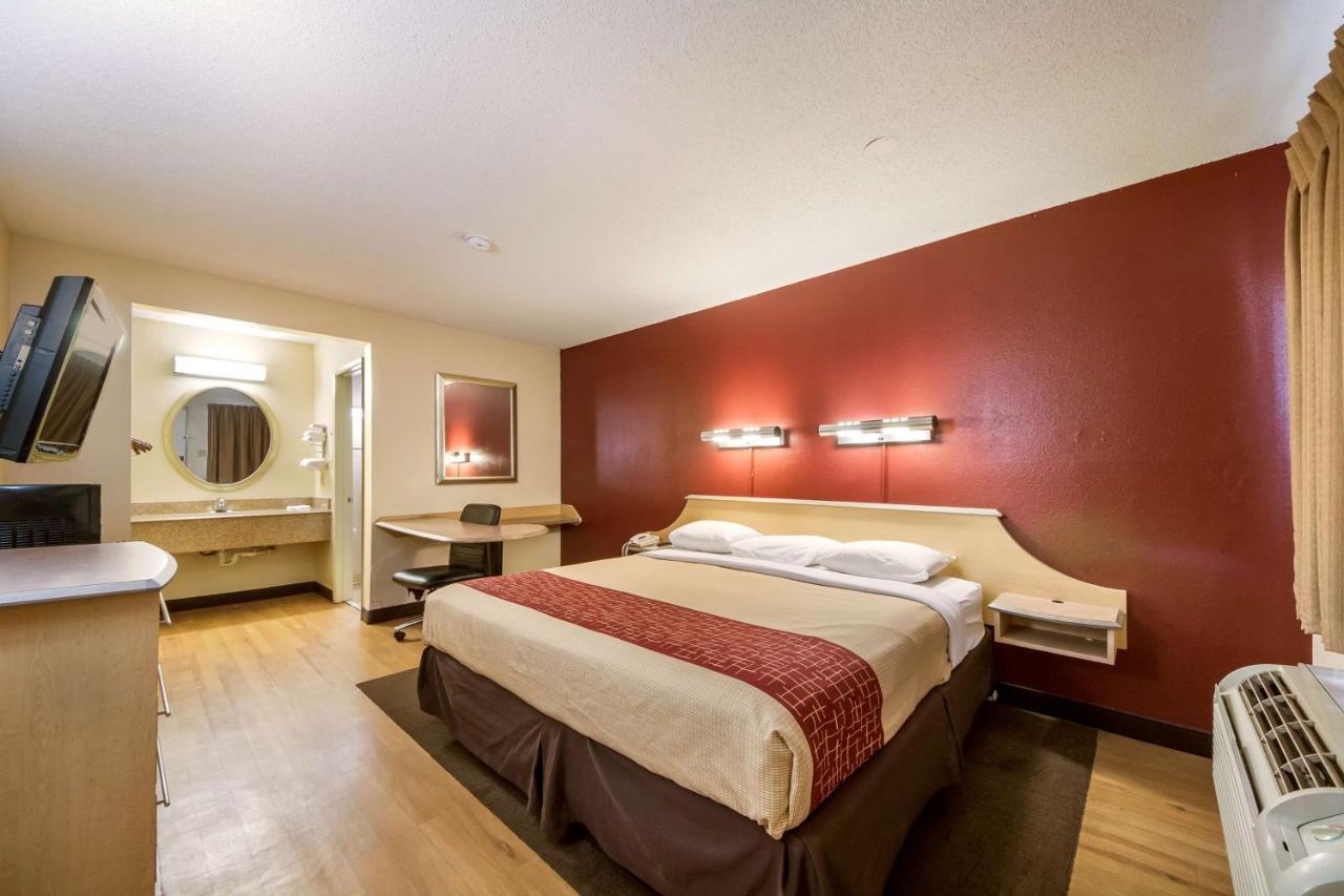 Travelodge By Wyndham Lackland Afb North 3*