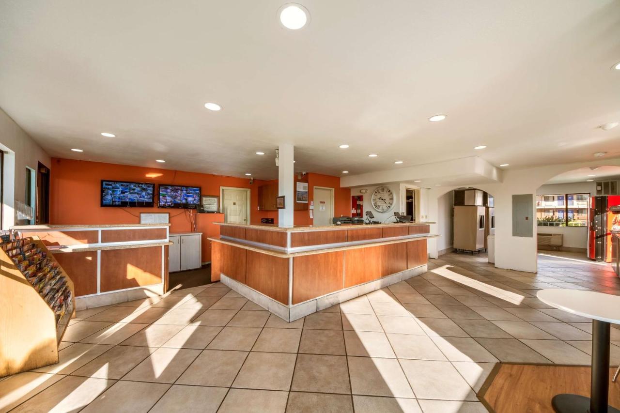 Hotel Travelodge By Wyndham Lackland Afb North