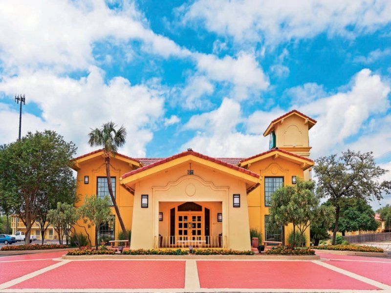 Hotel La Quinta By Wyndham Lackland San Antonio