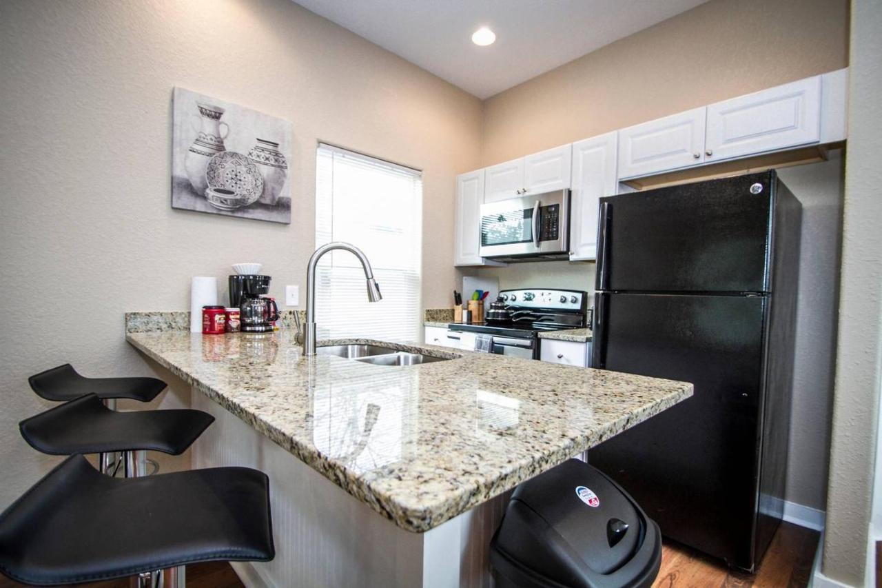 Douglas Way Remodeled House Near Downtown 1ba/1ba Holiday home *