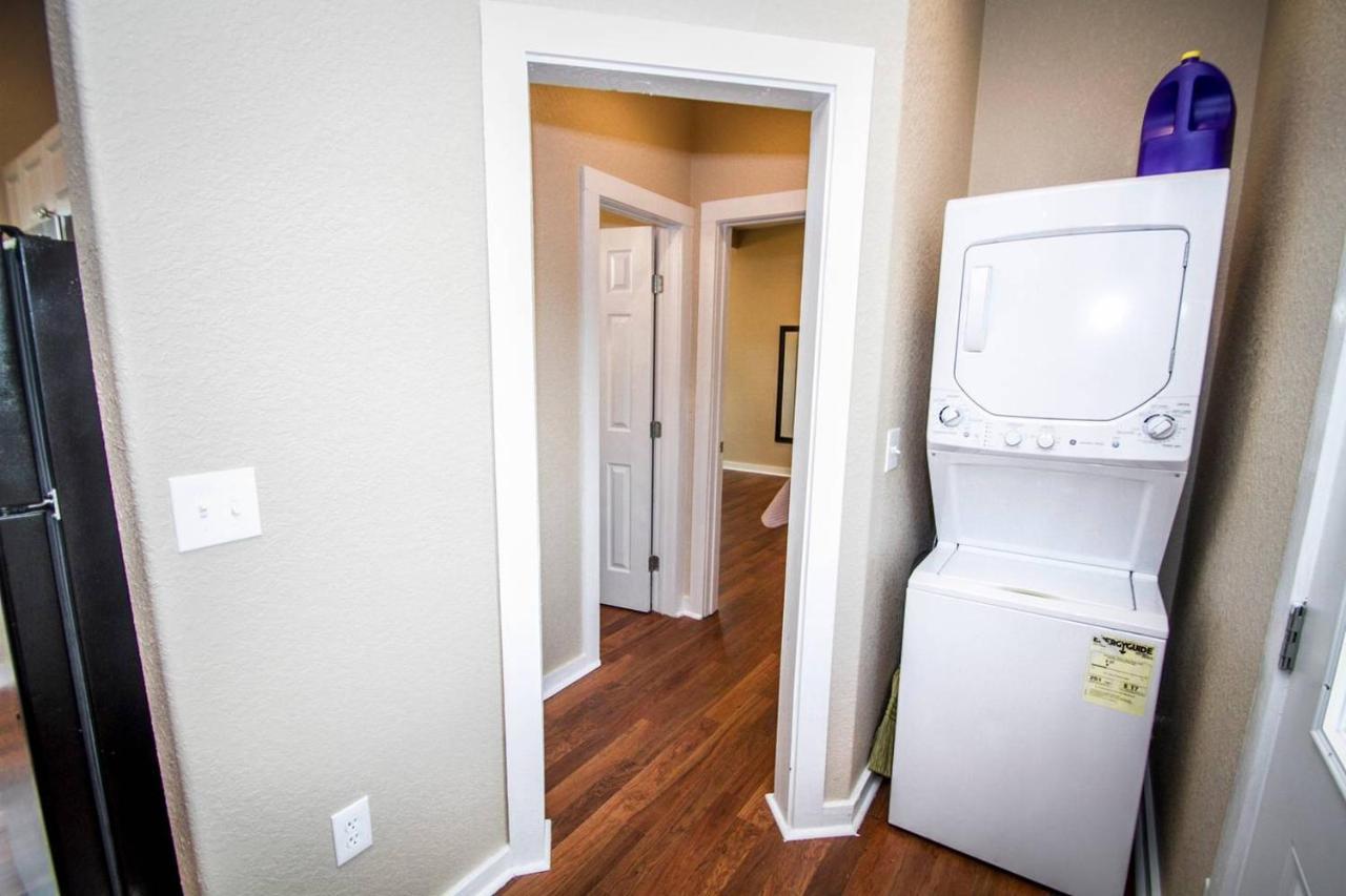 Douglas Way Remodeled House Near Downtown 1ba/1ba Holiday home San Antonio