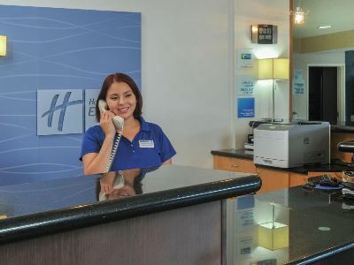 Hotel Express & - Rivercenter Area By Ihg