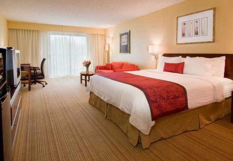 Courtyard By Marriott Airport/north Star Mall 3* San Antonio