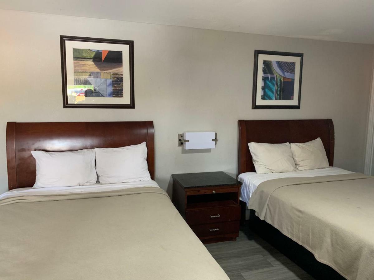 Hotel El Tejas 2*