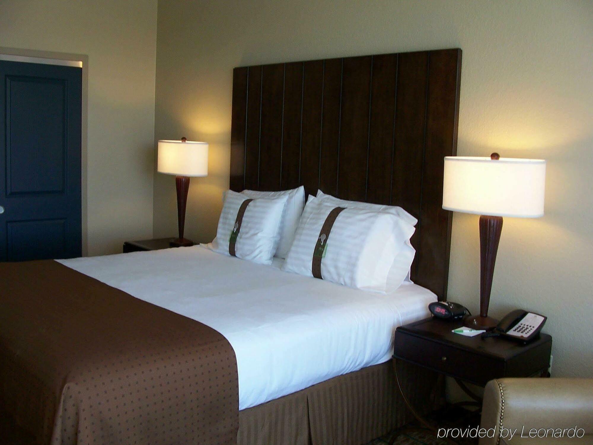 Northwest- Seaworld Area By Ihg Resort