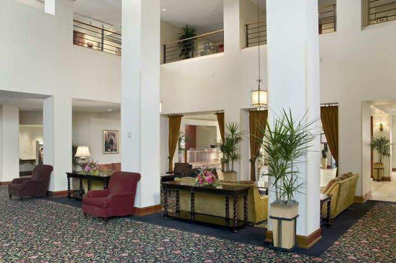 By Marriott Airport/alamo Heights Hotel