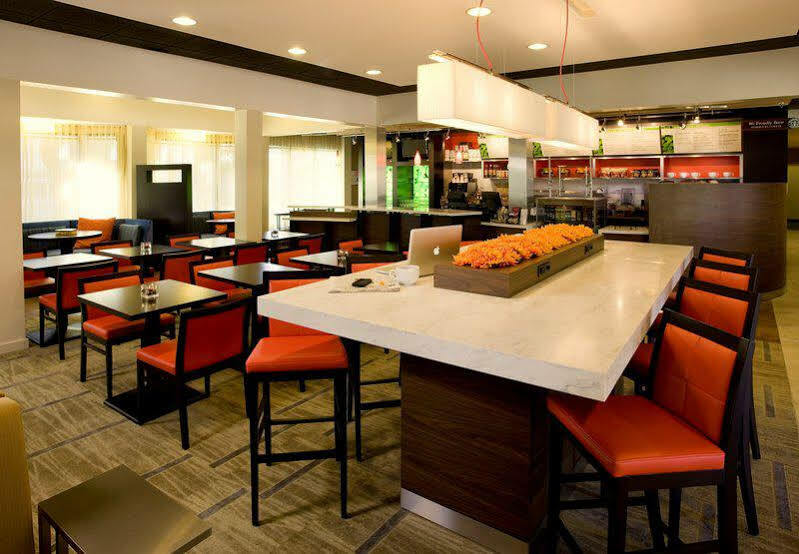 Hotel Courtyard By Marriott Downtown