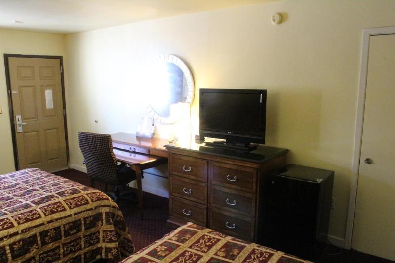 Hillview At Six Flags Fiesta Motel San Antonio
