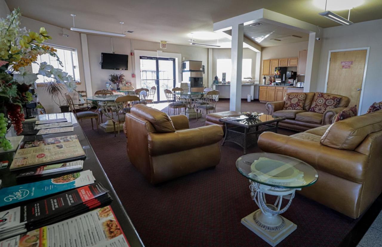 University & Motel 2*