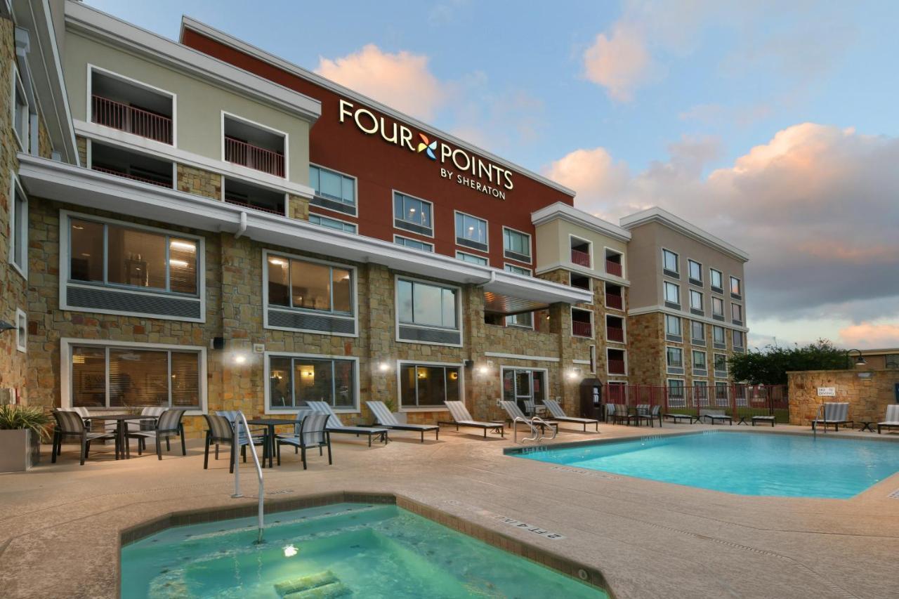 Drury & Airport Hotel 3*